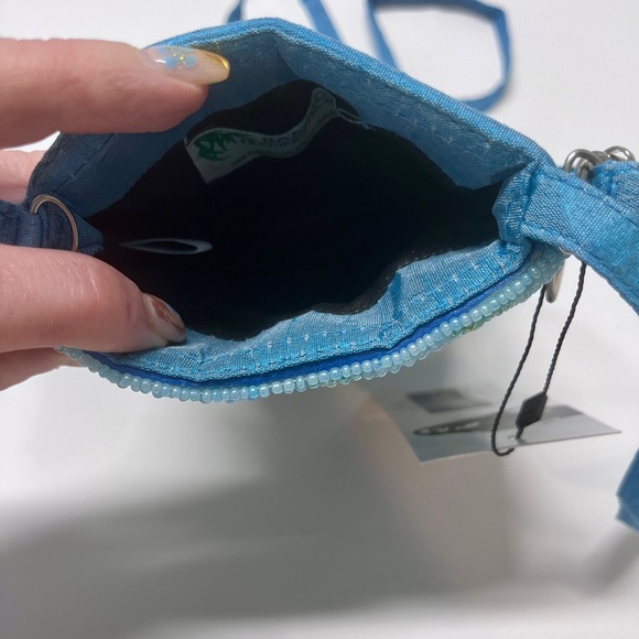 SOLD OUT - Beaded Shark Design Crossbody Club Bag - Picture 7 of 15